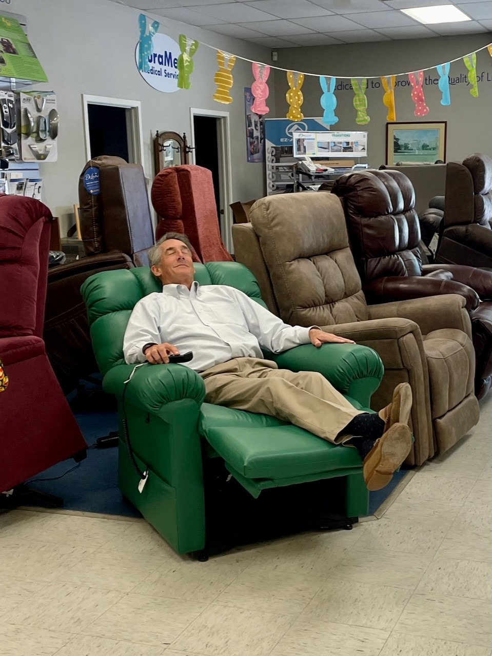 Seat Lift Chairs at DuraMed Augusta GA DuraMed Medical Custom